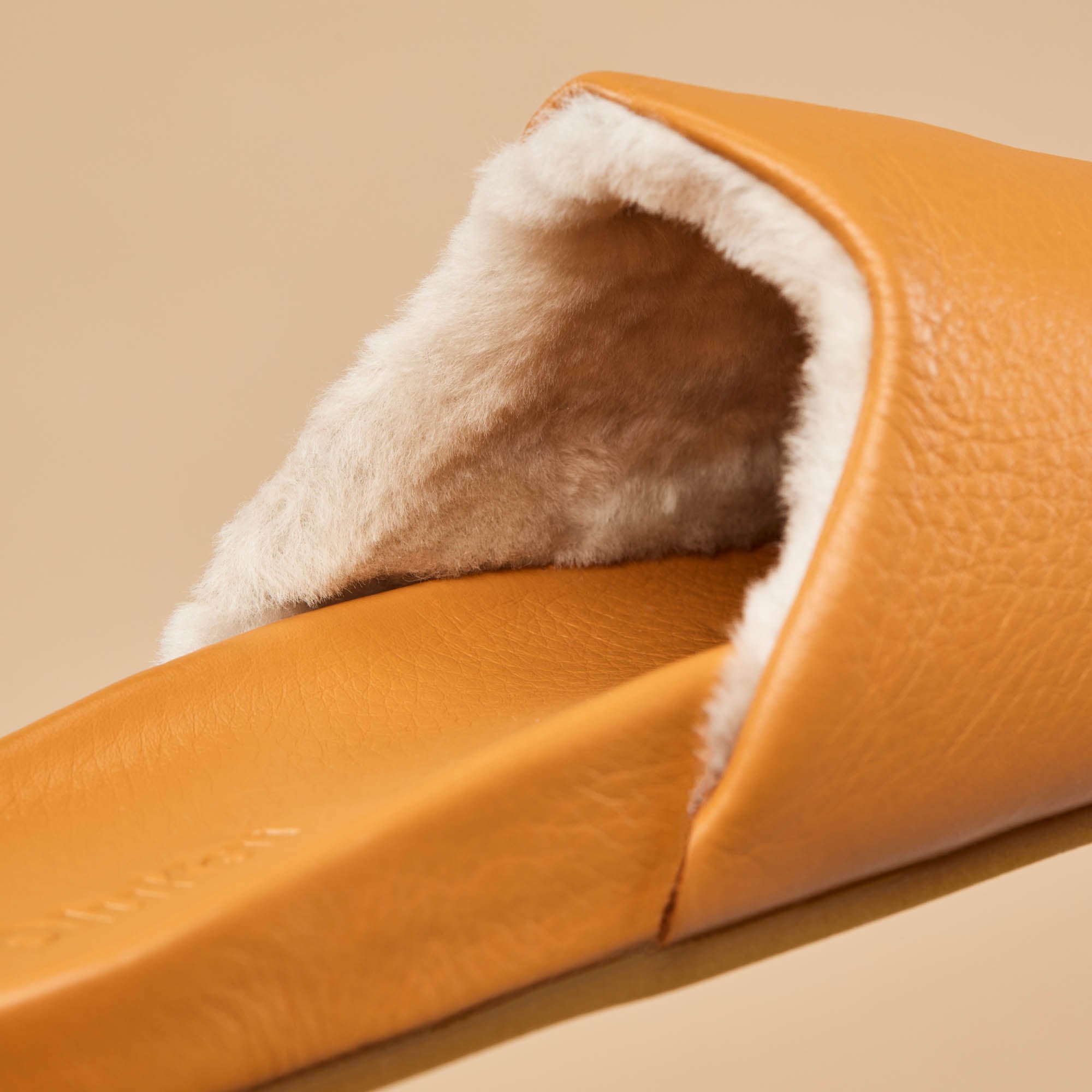 K??nea - Saddle - Image 4